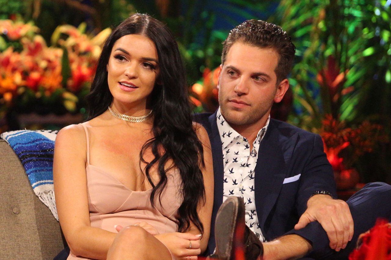 Raven Gates and Adam Gottschalk in season 4 of 'Bachelor in Paradise'