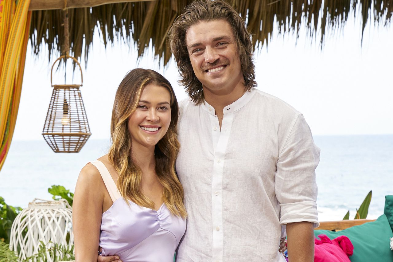 Caelynn Miller-Keyes and Dean Unglert of 'Bachelor in Paradise'