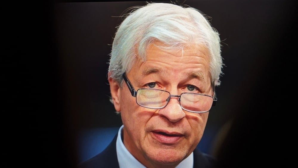 Closeup of Jamie Dimon, ceo of JPMorgan Chase, speaking at an event with a serious expression on his face, New York City, September 26,25