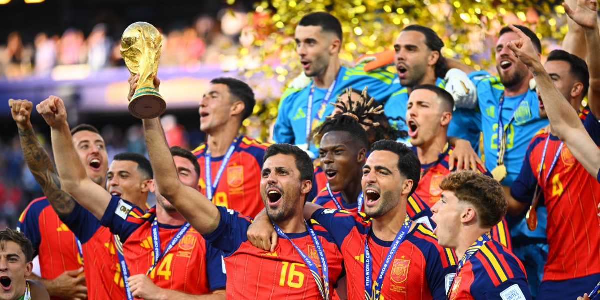 Where are the players on the Spanish national team from?