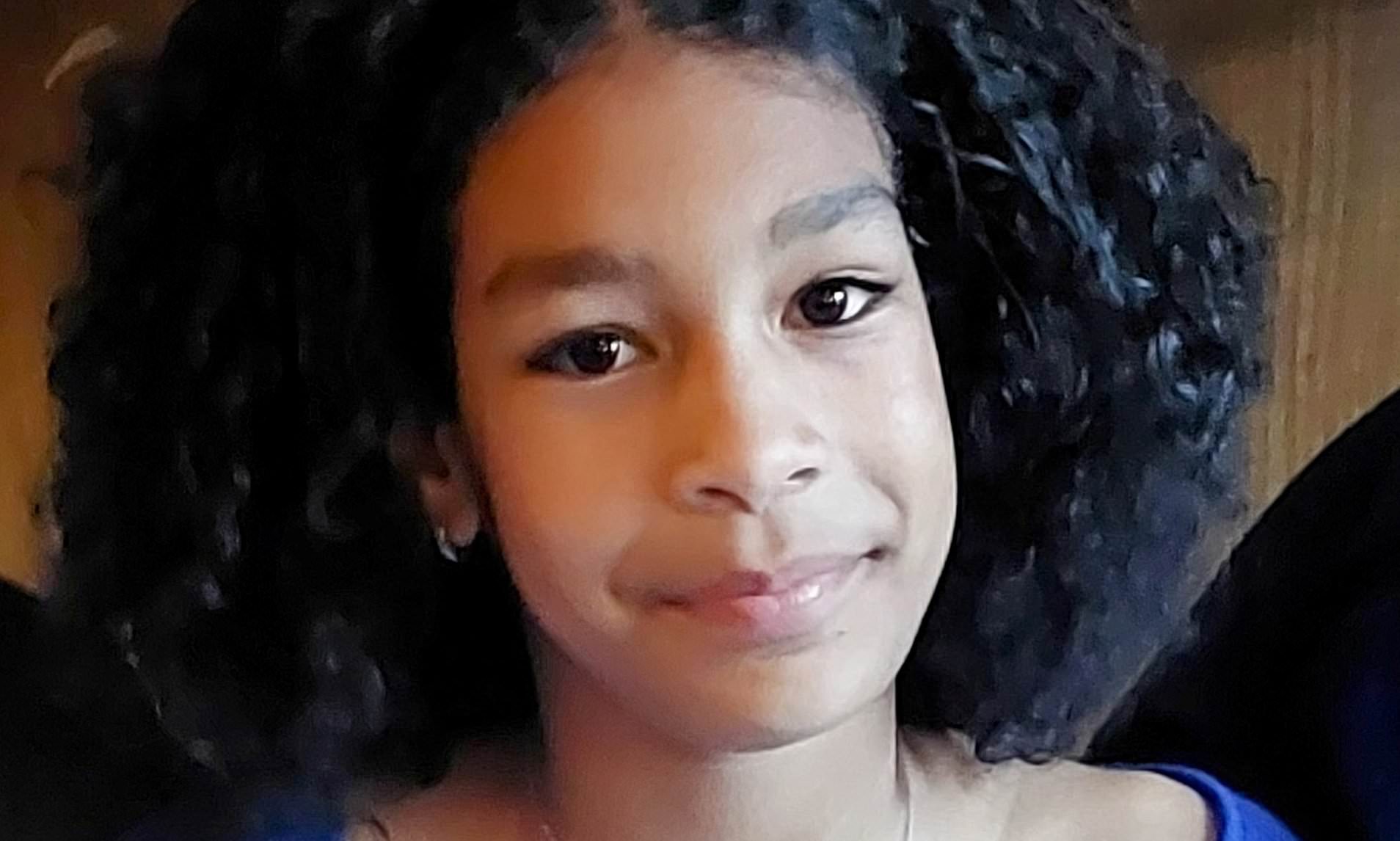 Girl drowned in River Thames after jumping in to get friend's shoe