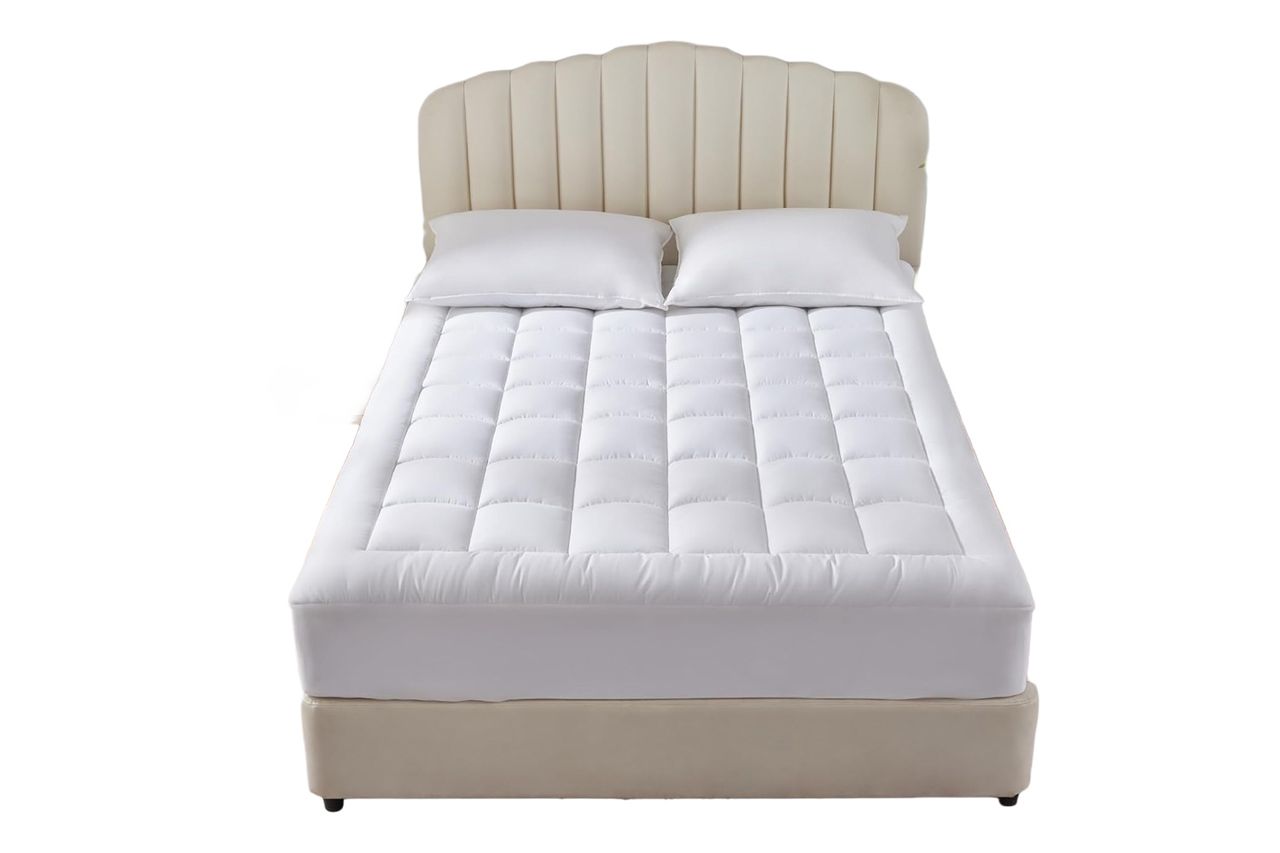 Amazon CozyLux Queen Size Mattress Pad