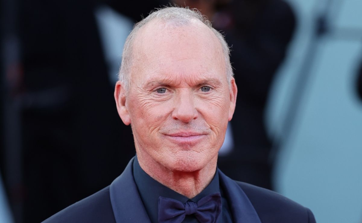 Unlikely Neighbors: 10 Reclusive Celebrities Living Normal Lives in Small Rural Areas