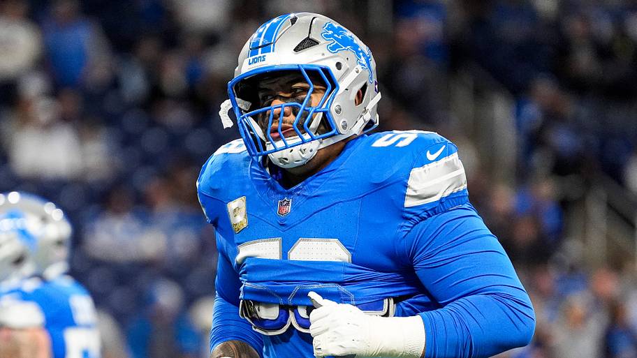 Detroit Lions offensive tackle Penei Sewell