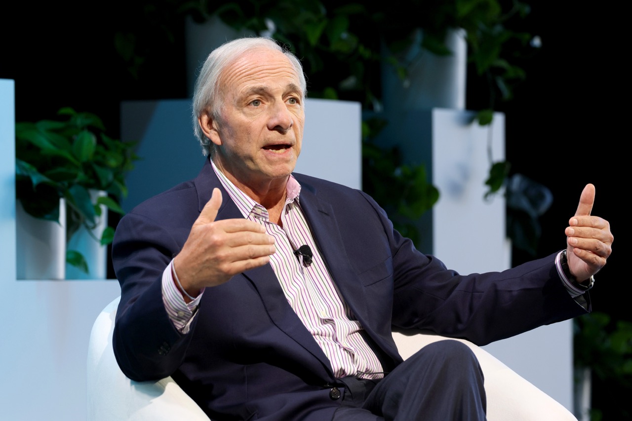 Billionaire Ray Dalio's Blunt 6-Word Statement on AI Sends a Chilling Message to Wall Street