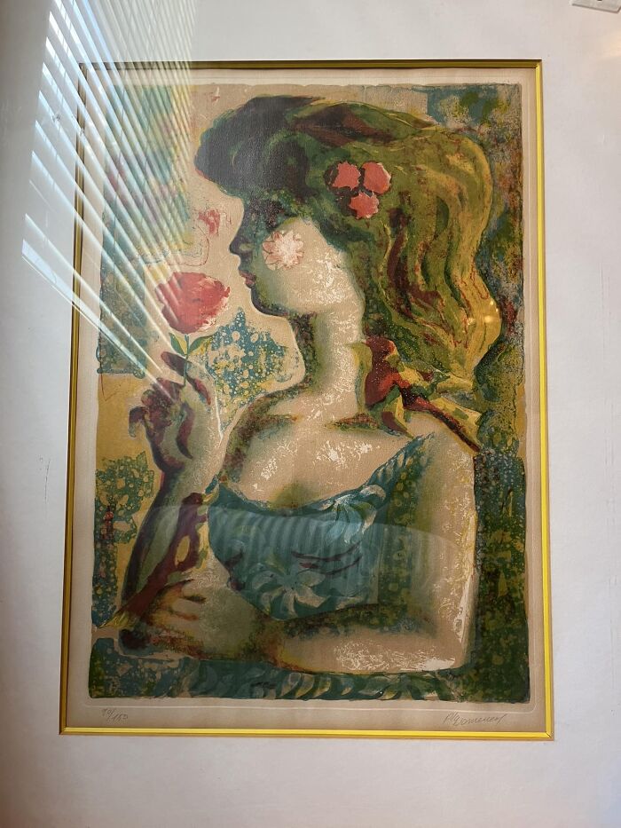 28 Thrifted Finds That Belong In A Museum For Being This Iconic