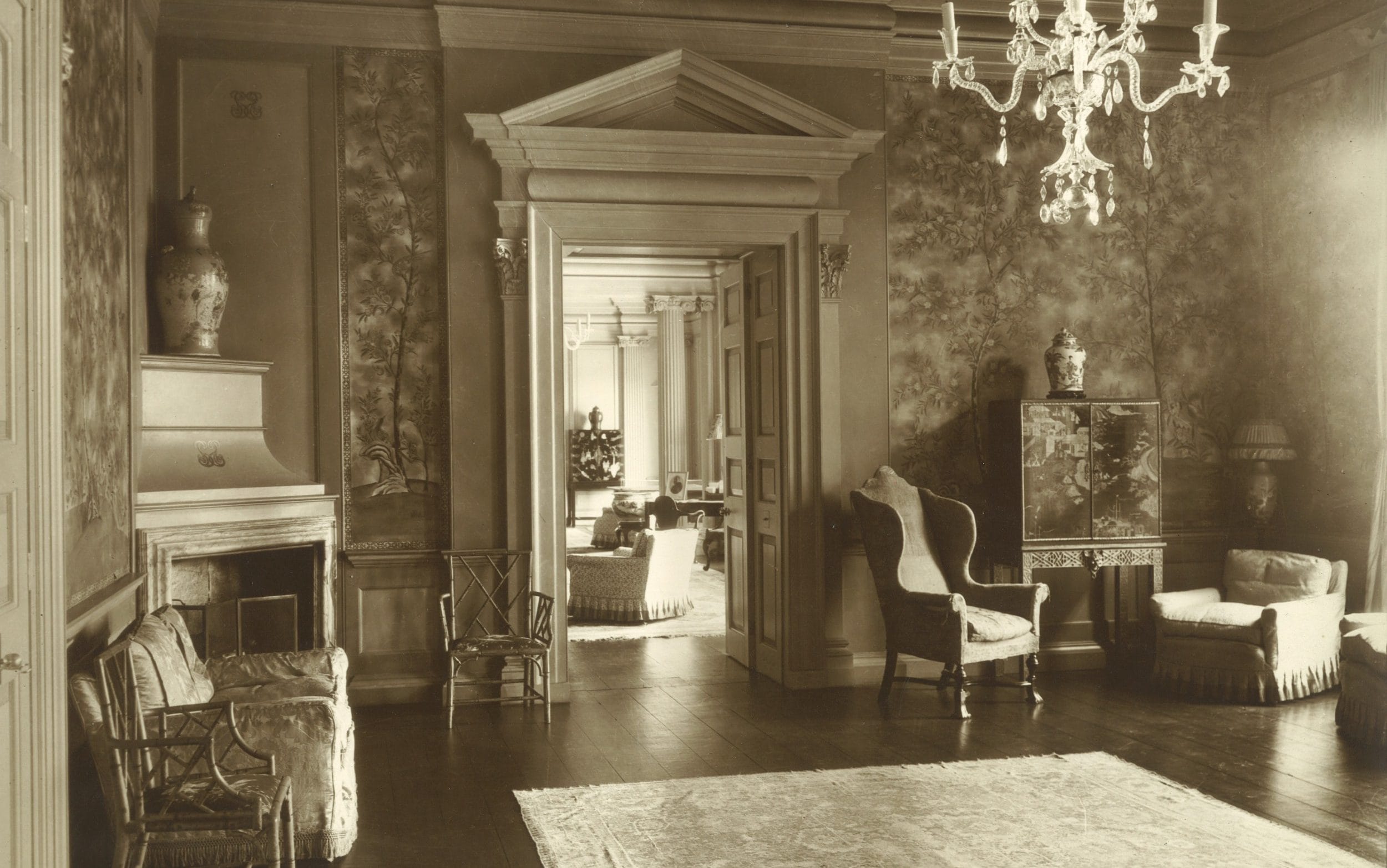 TRENT PARK HOUSE TRENT PARK HOUSE OF SECRETS Former residence of Sir Philip Sassoon