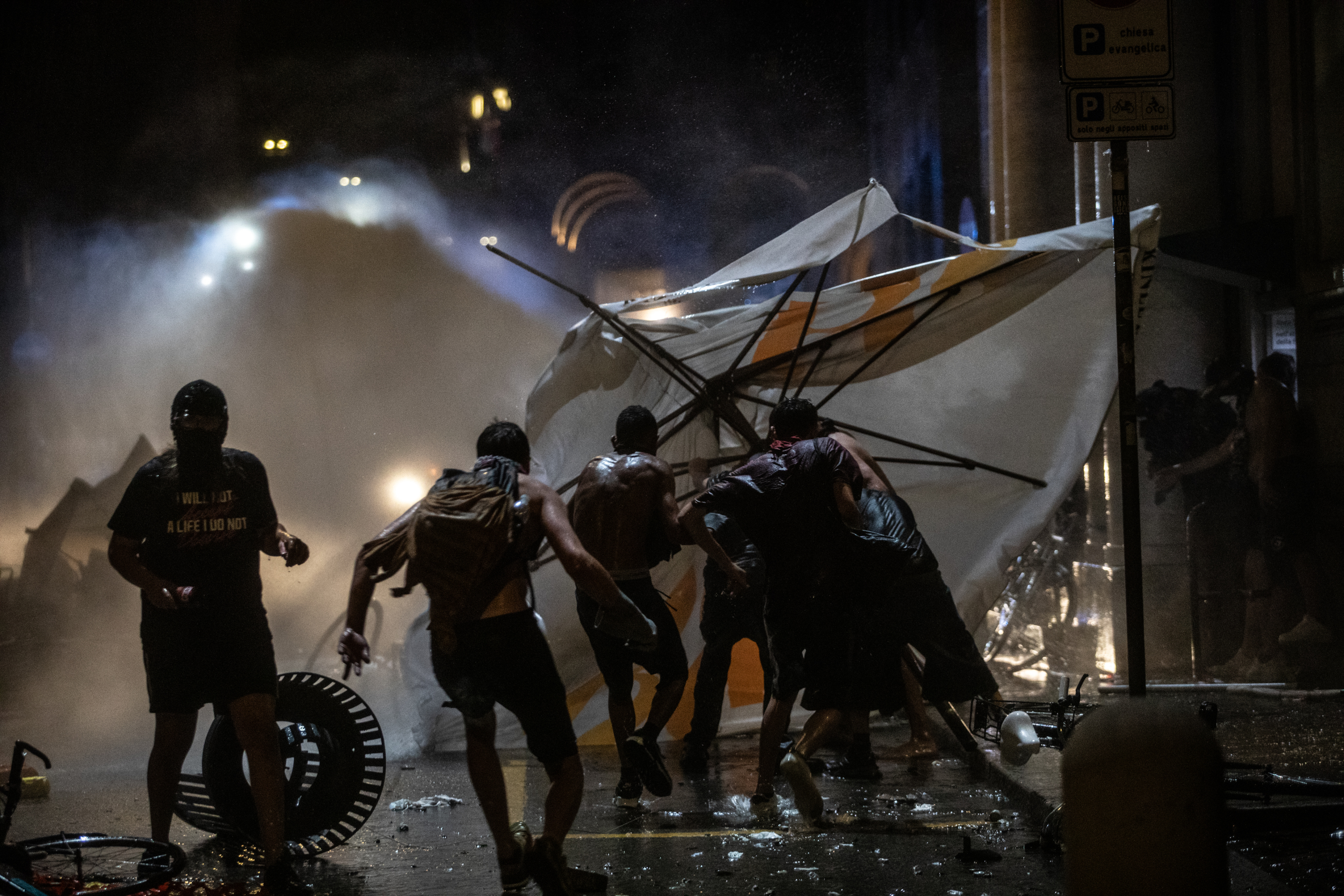 Nothing can justify Bologna violence says Meloni