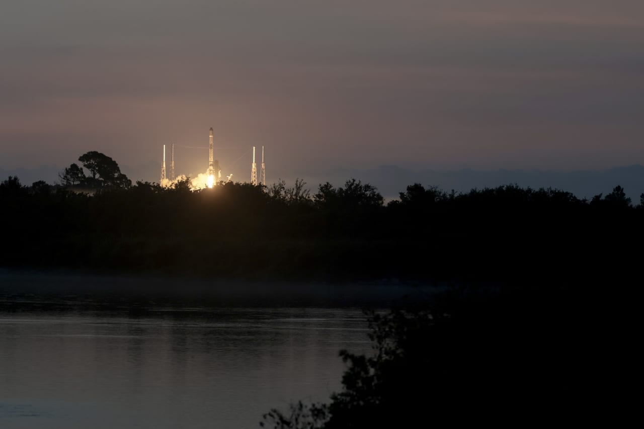 Elon Musk has a dire warning for SpaceX stock short sellers