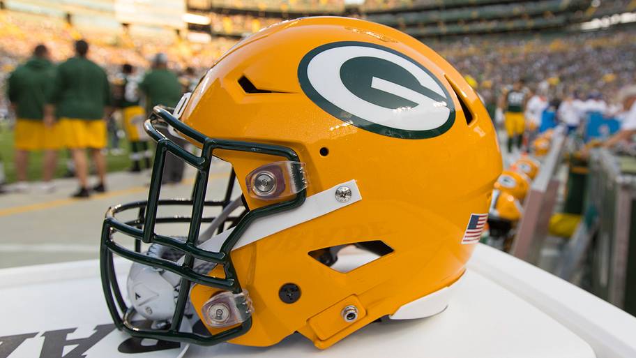 The best Green Bay Packers player to wear No. 16 shares his name with an MLB legend