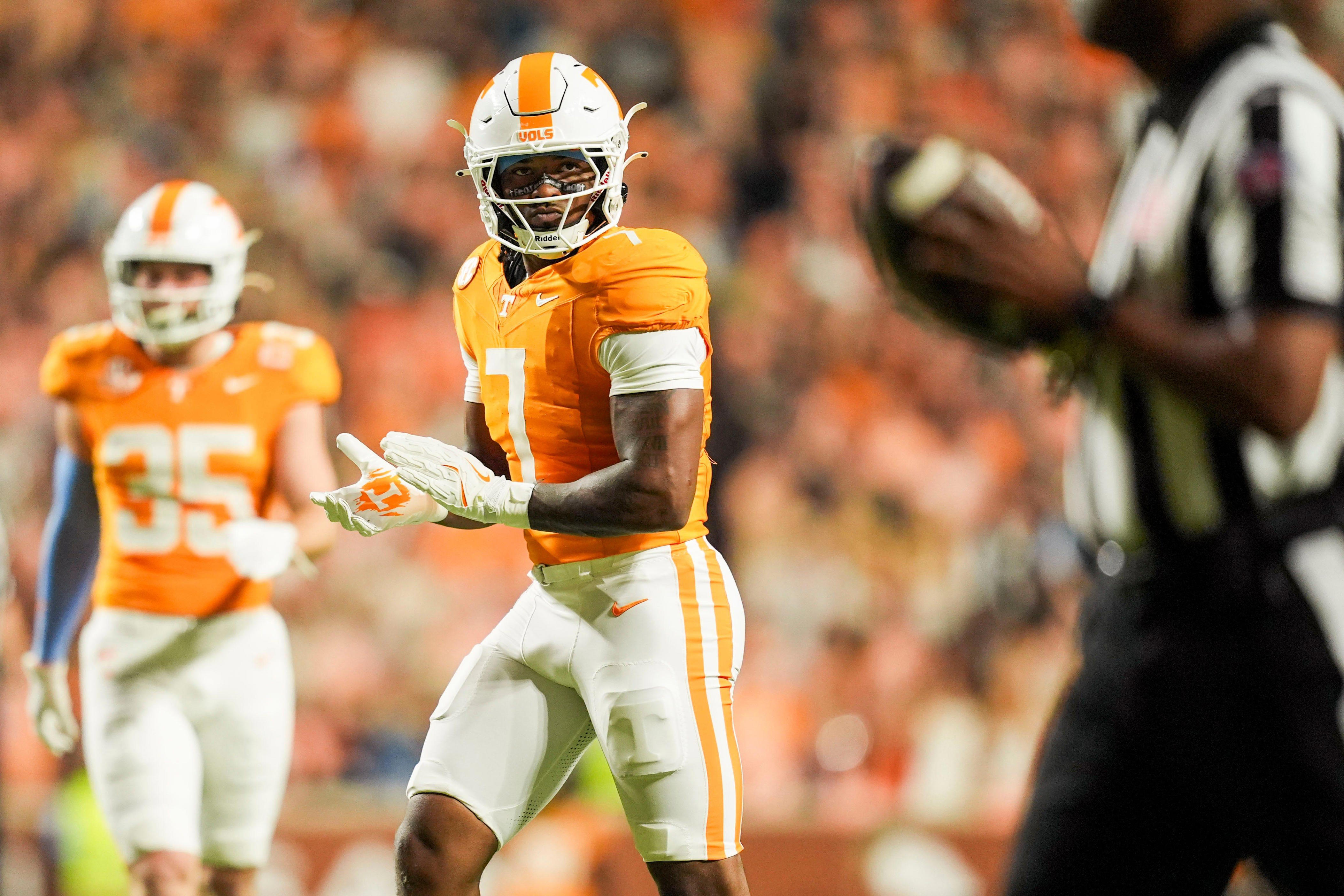 Arion Carter says he’ll play some edge this year for Tennessee