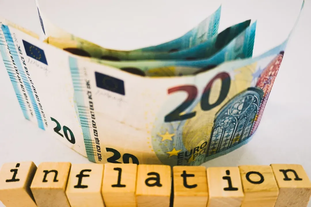 2. Baby boomers learned that inflation can quietly wreck a plan (Image Credits: Unsplash)