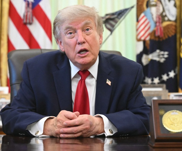 Trump Eyes New Tariffs as Global 10% Duties Expire