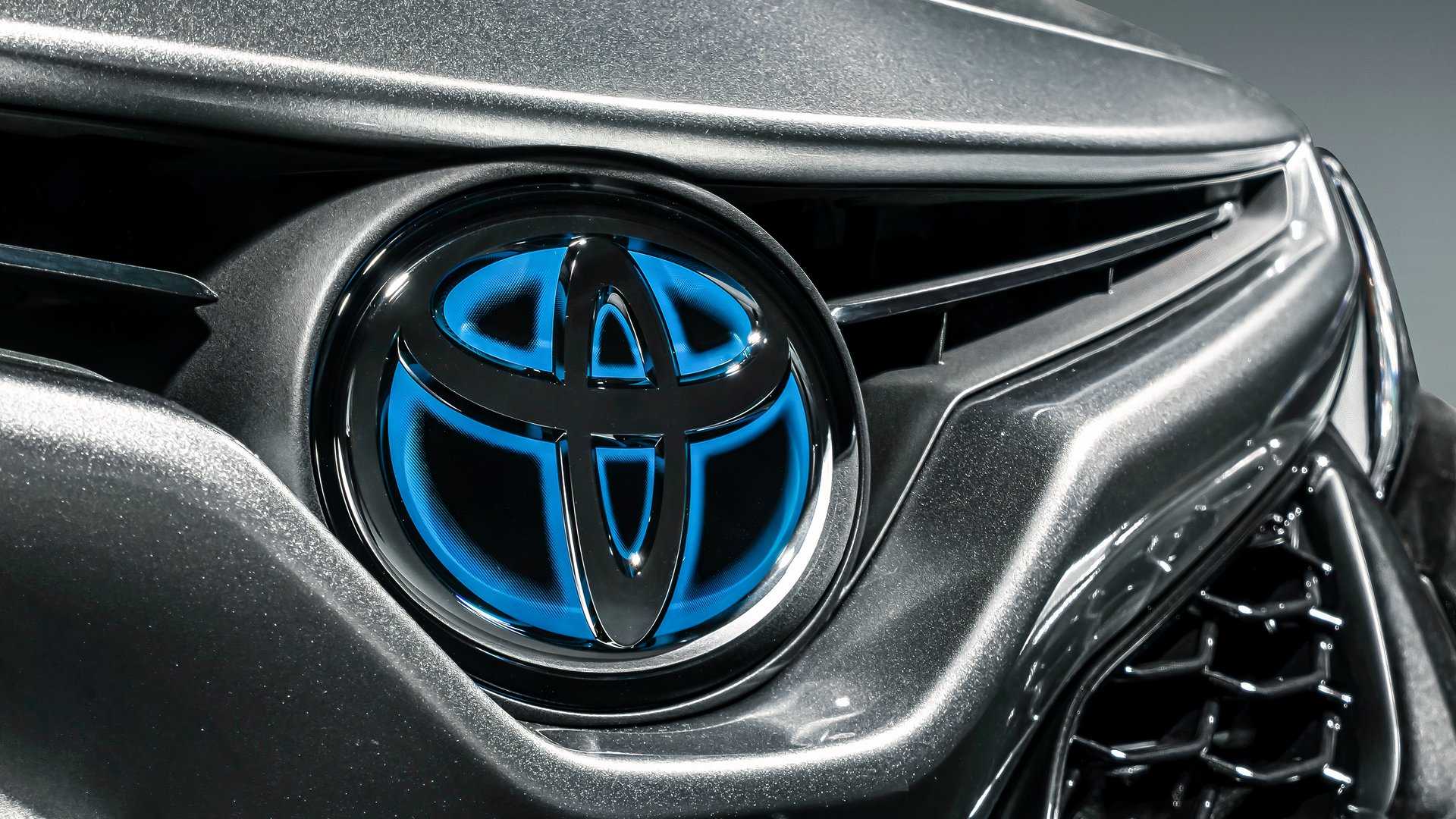 camry hybrid main