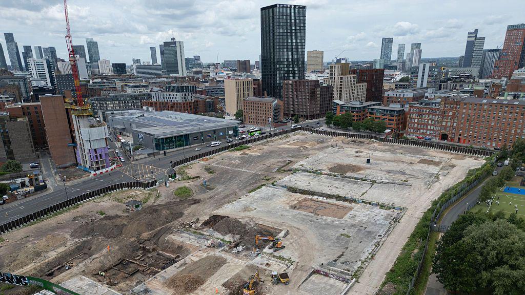 Construction of the Digital Campus in Manchester will not be completed before 2032