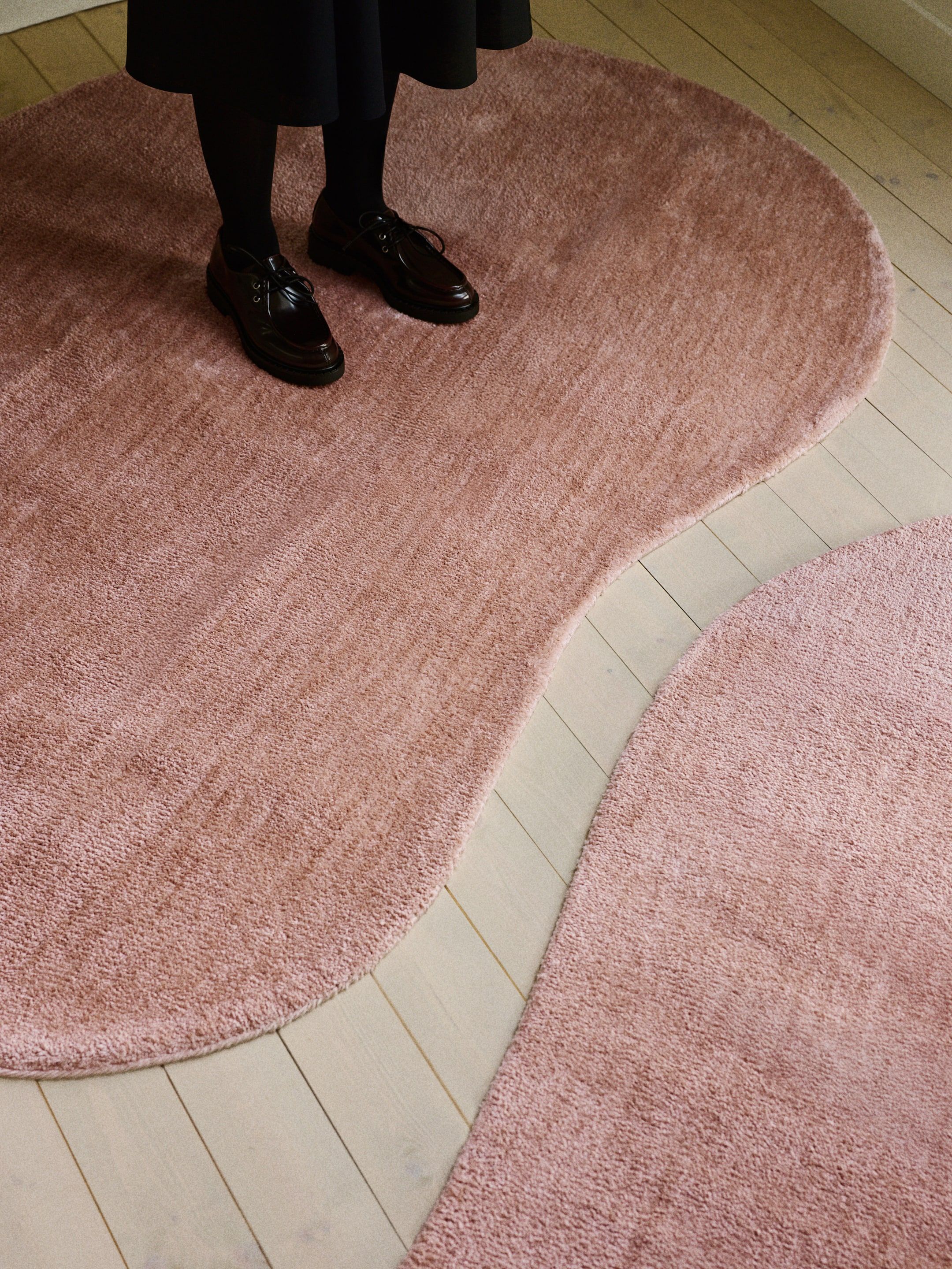 Asymmetric Rug