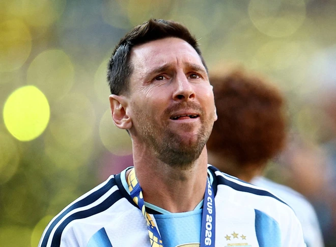 Ngập tràn tin giả, ảnh giả về Messi sau khi cha anh qua đời