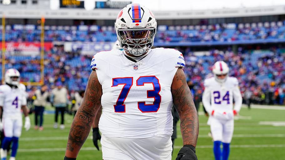 Buffalo Bills offensive tackle Dion Dawkins