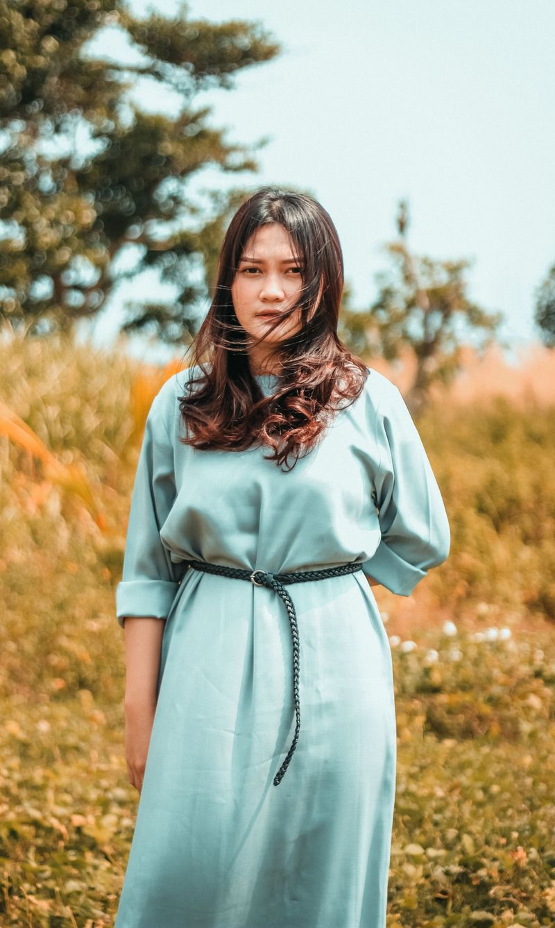 1. A Fitted or Belted Maxi Dress