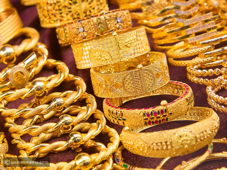 Dubai Gold Prices Rise as Global Tensions and Rates Shift