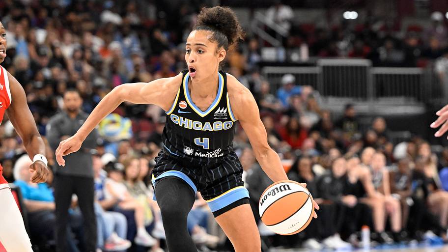 Chicago Sky guard Skylar Diggins