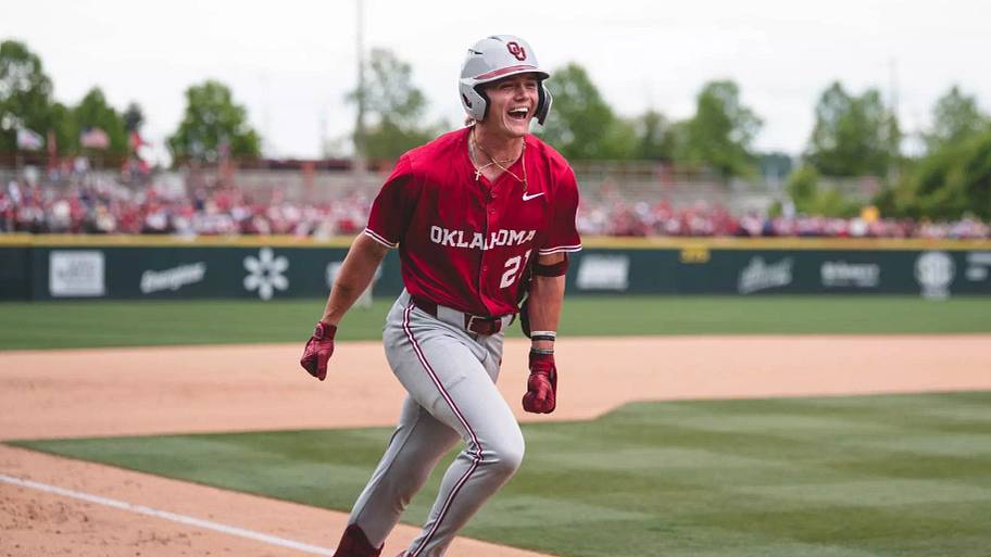 Oklahoma transfer outfielder Drew Dickerson.