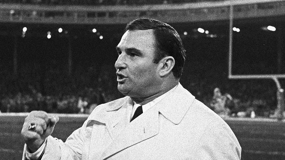 Chiefs history at No. 30 includes one unforgettable Super Bowl messenger