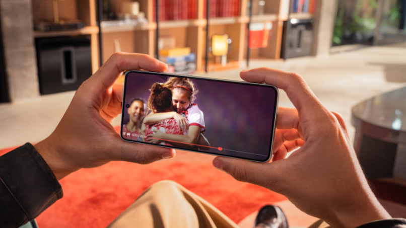 Motorola just won 2026’s best phone battery-charging combo