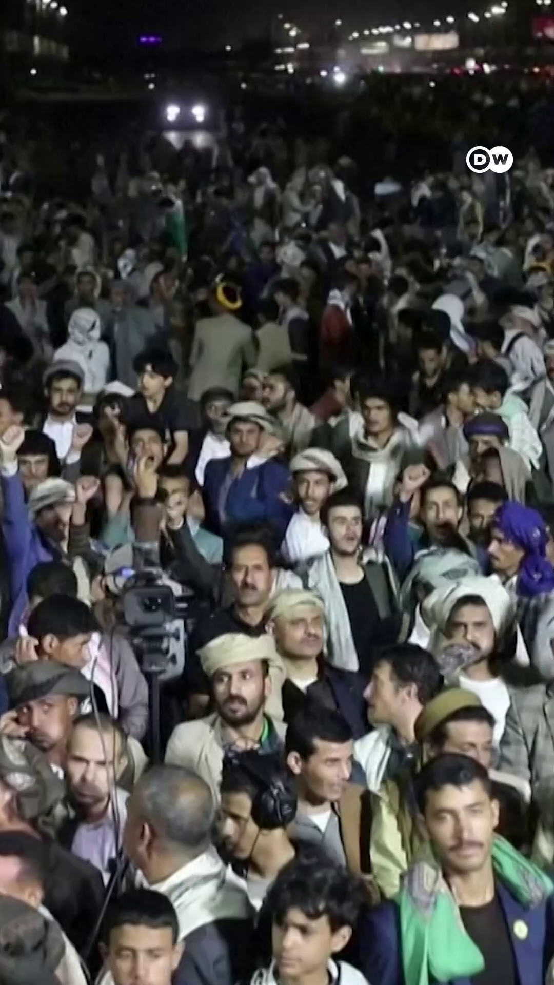 Houthis to blockade key global trade route