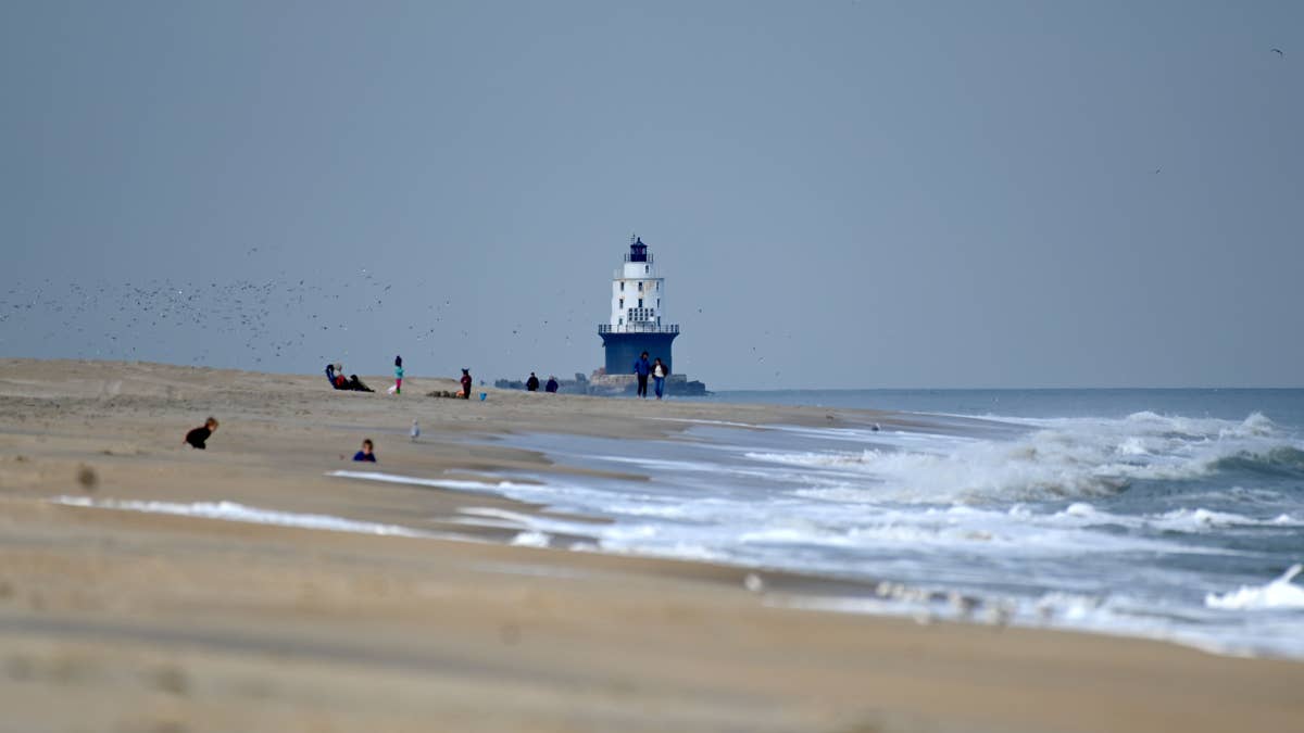 us-nature-bay-lighthouse