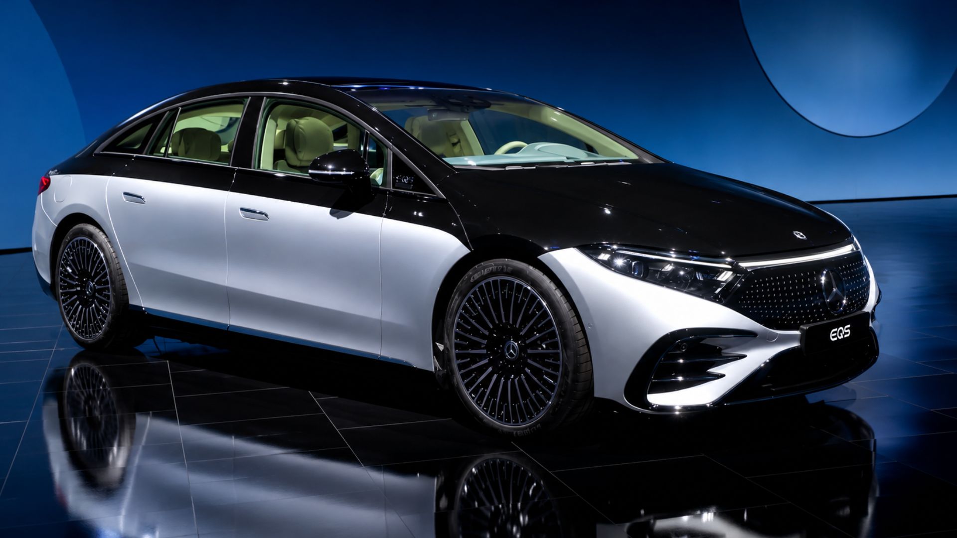 Mercedes EQS brings S-Class luxury into EVs