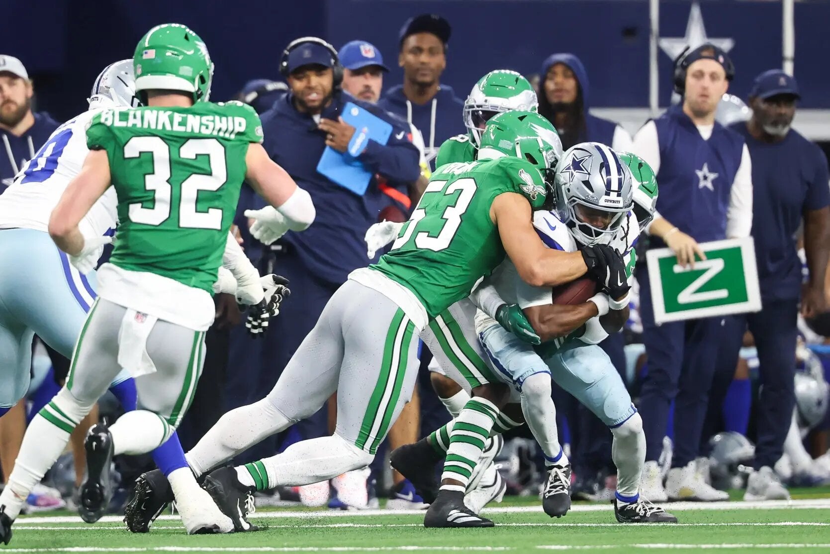 Ranking the top NFC East linebackers for 2026