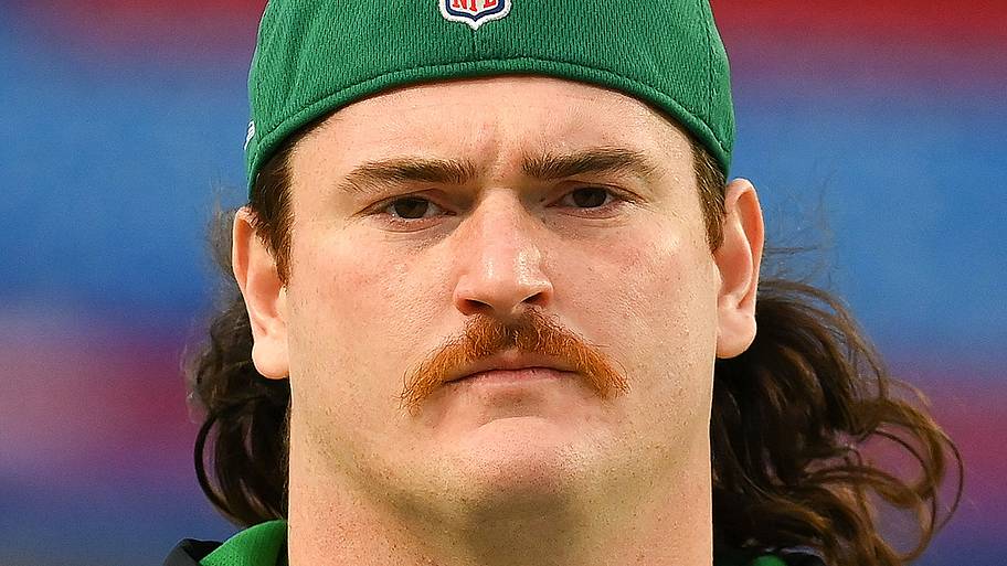 Buccaneers rookie could be the final straw in long-time veteran's NFL career