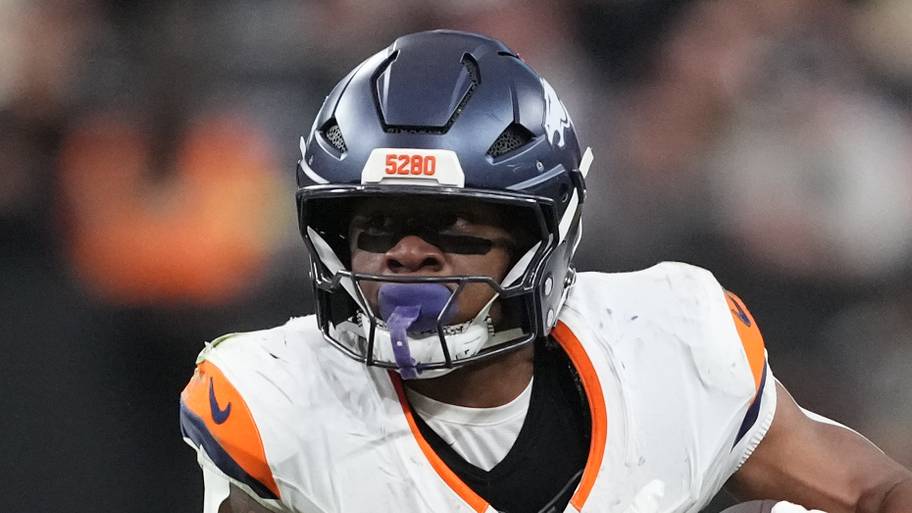 Broncos' RB has been studying the best possible players ahead of pivotal year 2