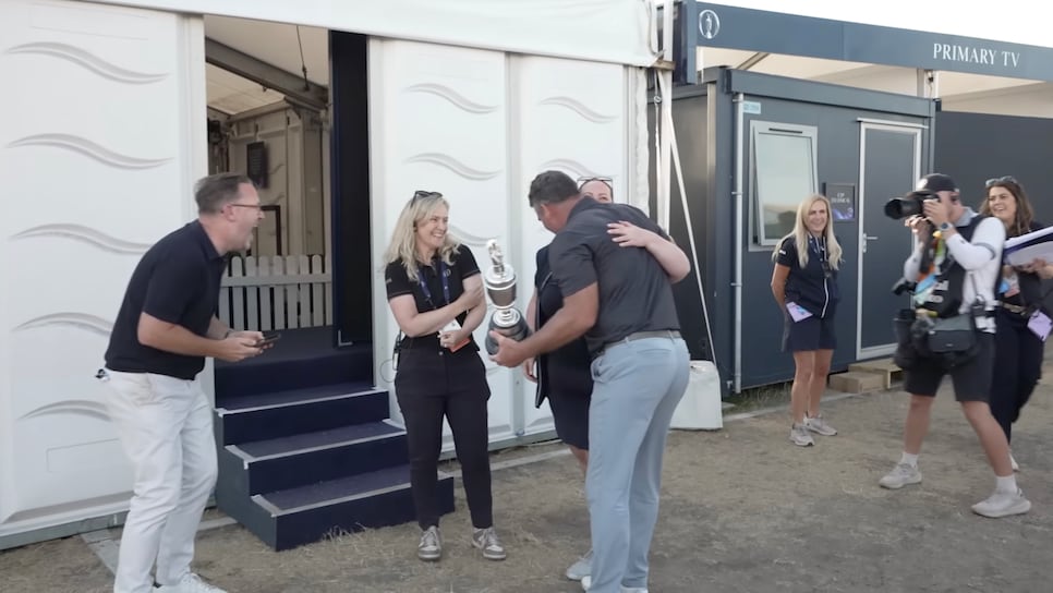 /content/dam/images/golfdigest/fullset/kennedy/JK_MediaGirls.jpg