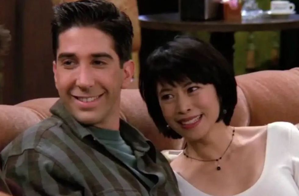 Lauren Tom as Julie opposite David Schwimmer's Ross | Source: NBC
