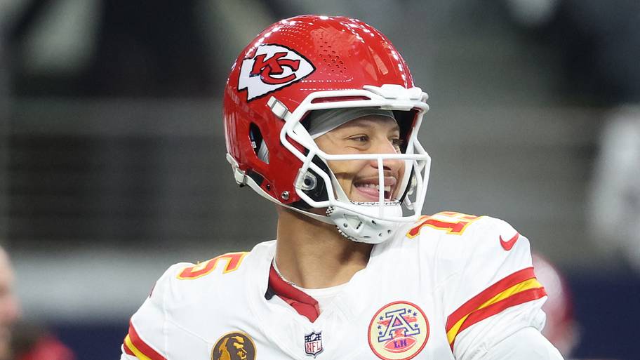 Patrick Mahomes gets encouraging training camp outlook from SI's Albert Breer