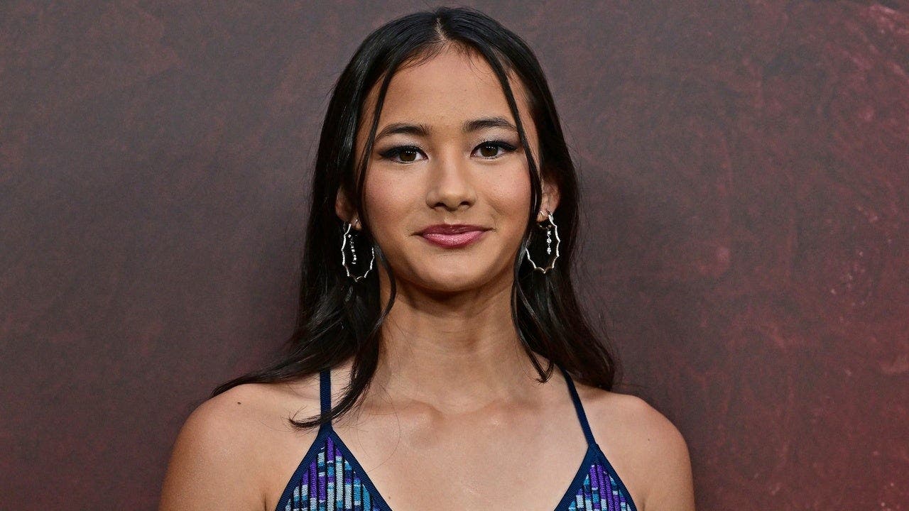 Kaylee Hottle, the deaf actress who portrayed Jia in 