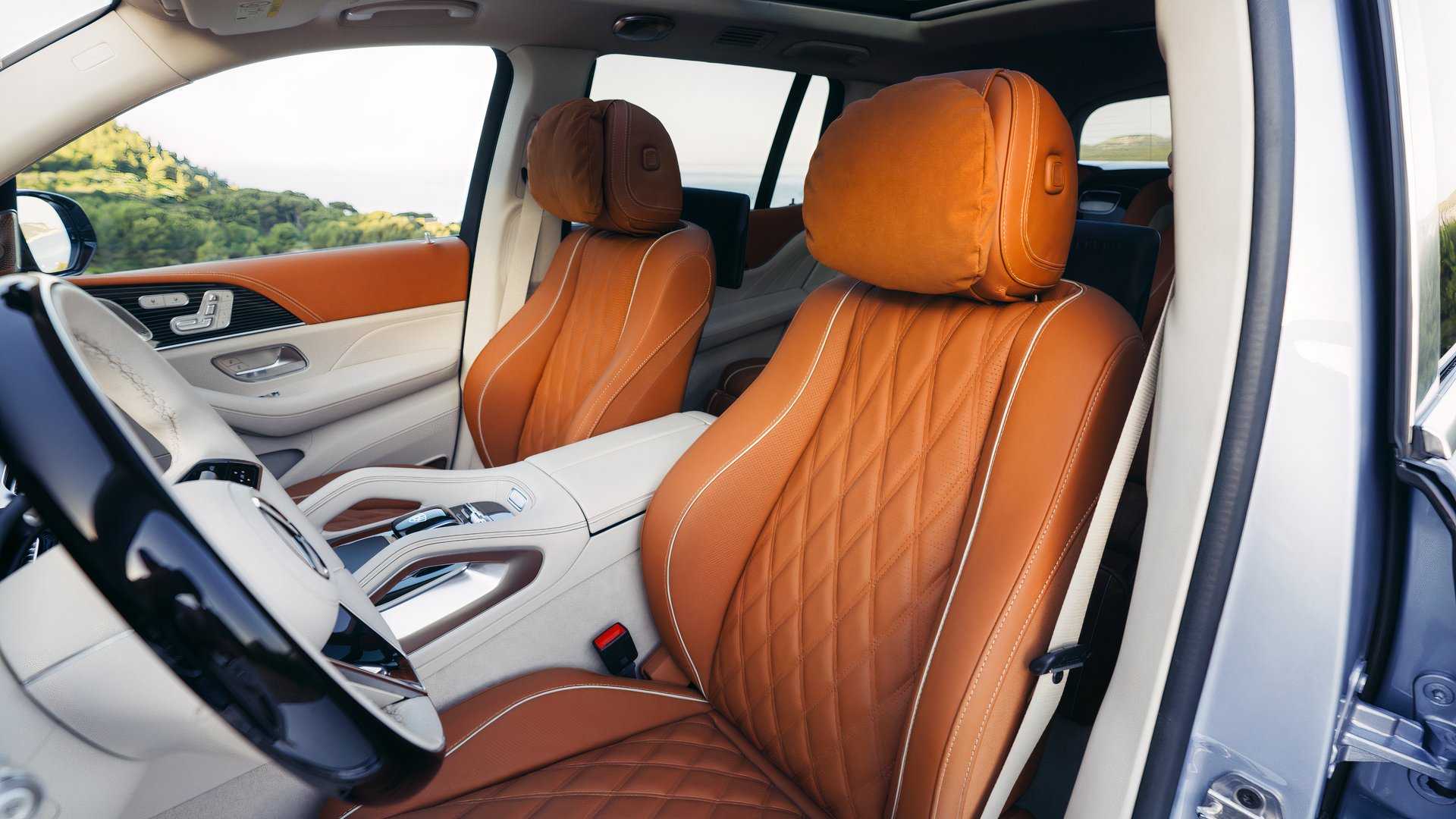 2027 Mercedes Maybach GLS 680 Brown Interior