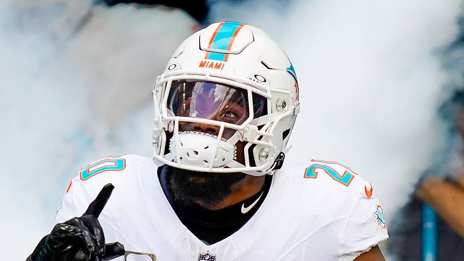 Dolphins finally answer biggest remaining offseason question with Jordyn Brooks deal