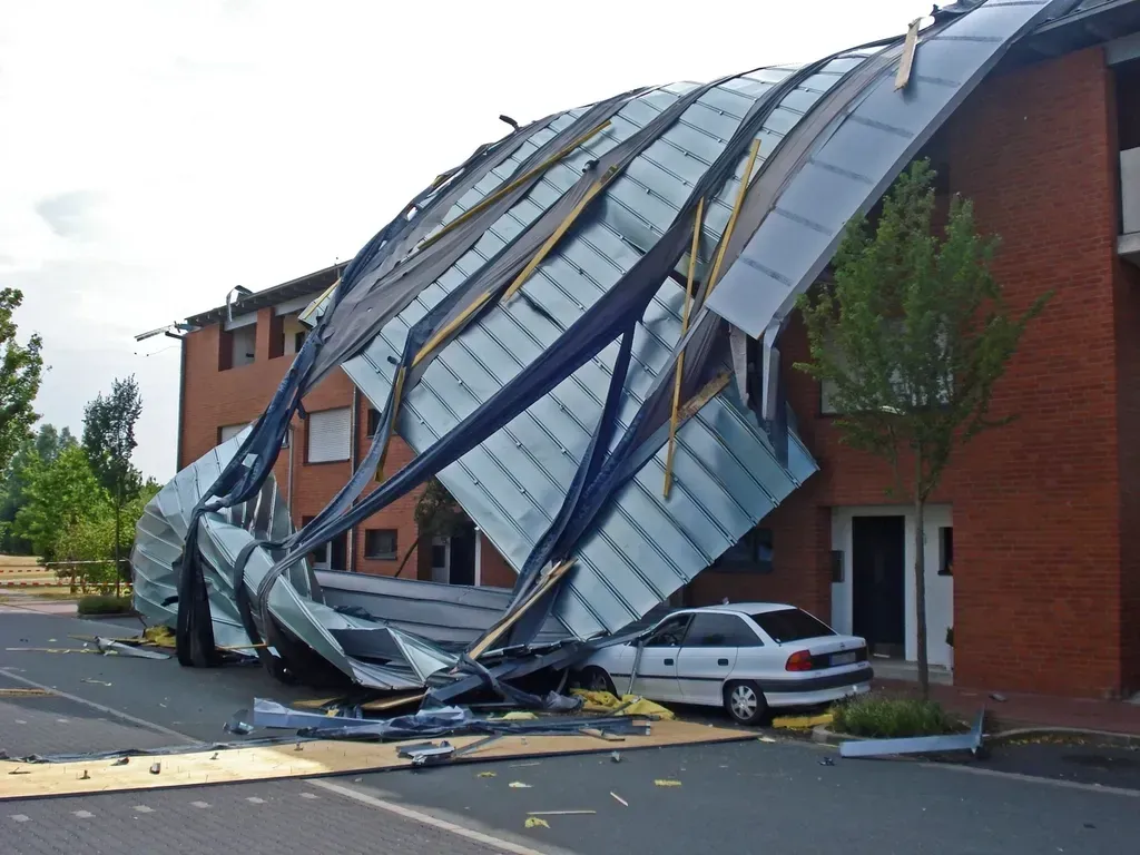5. Your insurer keeps bringing up earthquake coverage (Image Credits: Rawpixel)