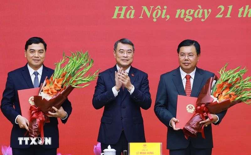 Thủ tướng Lê Minh Hưng chủ trì lễ công bố quyết định về công tác cán bộ