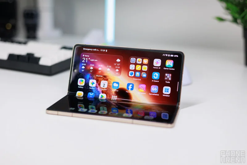 The Magic V6 is super sleek. | Image by PhoneArena