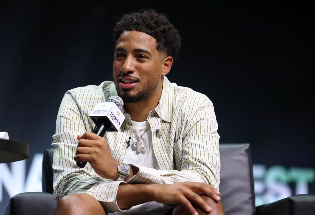 Tyrese Haliburton at Fanatics Fest in NYC