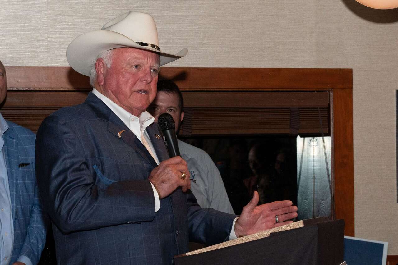 Sid Miller blasts Abbott over Texas data center boom