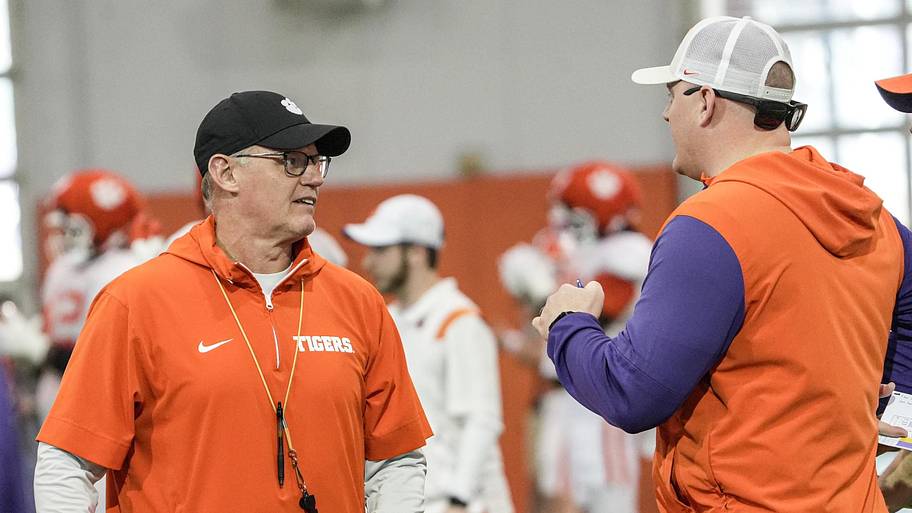 Top Alabama defensive back places Clemson in top 12