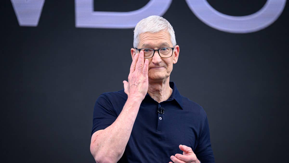Bank of America reiterates buy rating on Apple stock ahead of earnings