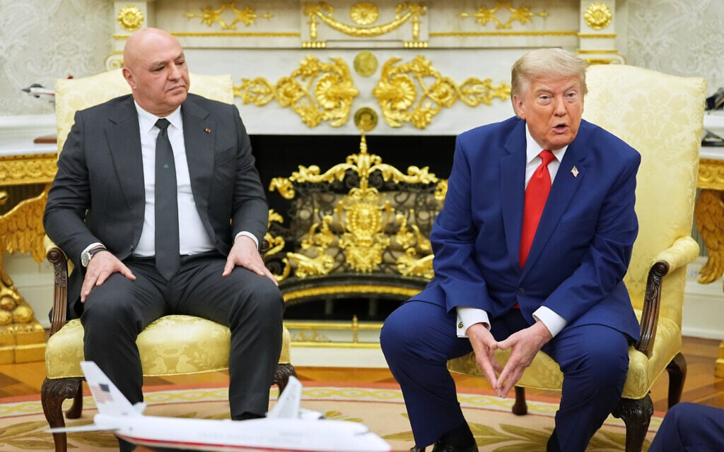 Meeting Trump in DC, Aoun says Lebanon will end hostility with Israel 'forever'