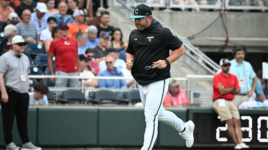 Kevin Schnall lands LHP Nic Gibson, former South Carolina commit, via transfer portal