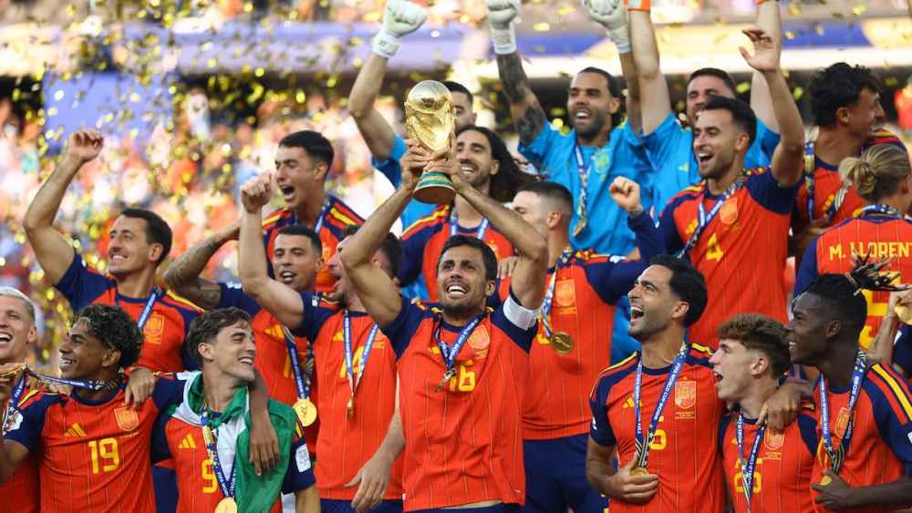 Spain lifting the world cup